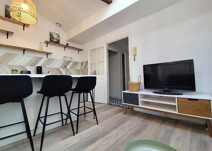 La Chaume, Jolie A Apartament *